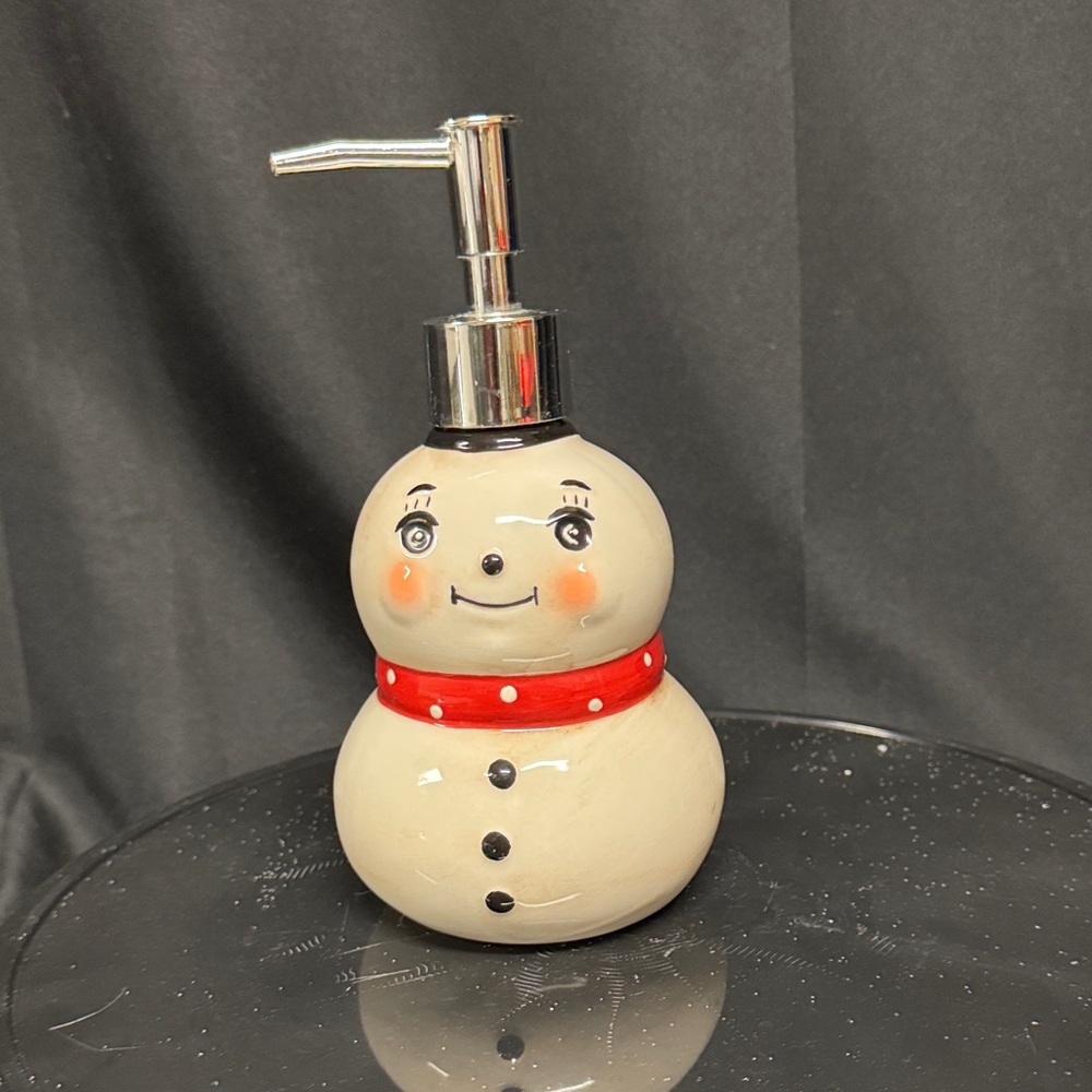 Transpac - Johanna Parker - Nostalgic Snowman Soap Dispenser